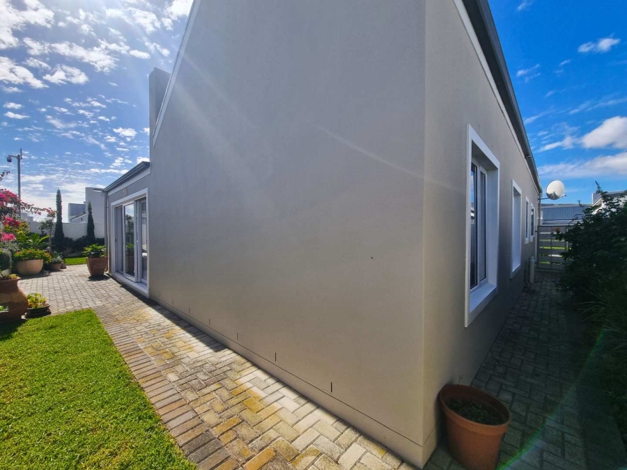 3 Bedroom Property for Sale in Westcliff Western Cape